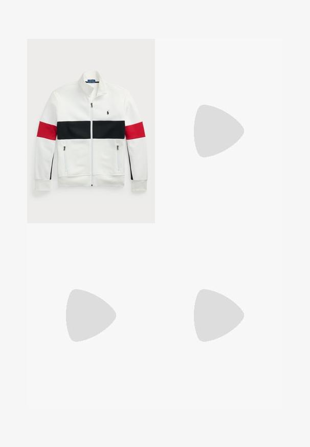 Balta zip-up striukė su stovinčiu apykakle. Puošni raudonai juodomis horizontaliomis juostelėmis per krūtinę ir rankoves. Dvi šoninės užtrauktuku uždaromos kišenės.; Pilkos spalvos trumpomis rankovėmis marškinėliai, pagaminti iš švelnios medžiagos. Turi apvalų iškirpimą ir subtilų toninį raštą. Pirmoje pusėje centre yra logotipo detalė.; Balti, susiūtos kelnes, turinčios pritaikytą siluetą, pasižyminčias lygia tekstūra, dirželio kilpomis ir siaurėjančiomis kojomis. Nėra matomų kišenių ar raštų.; Baltas ir šviesiai bežinis sportinis kedas, su tinklo viršumi, perforuotais detalėmis ir tekstūruotu tarpine su logotipu ant kulno.