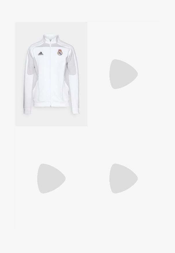 Giacca bianca con zip e dettagli grigi, featuring un logo ricamato e tre strisce nere sulle maniche. Realizzata in tessuto liscio e leggero.; T-shirt bianco a maniche corte realizzato in tessuto traspirante, con un logo triangolare nero e tre strisce nere su ciascun spalla.; Pantaloni da tuta bianchi Adidas con cintura elastica, tasche laterali e dettagli neri. Presenta una patch con il logo sulla coscia sinistra.; Scarpe da ginnastica bianche con strisce nere, texture in rete e colletto imbottito, abbinate a pantaloni verde oliva con strisce laterali bianche.