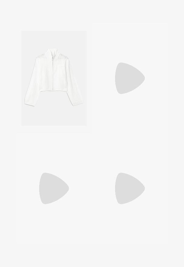 Valge lühike tõmblukuga jakk kõrge kraega, millel on võrgusilmast detailid ja eesmine tasku. Valmistatud tekstureeritud kudumstoffist. Ümar tõmbluku tõmme.; Valge puuvillane T-särk lühikeste varrukatega, ümmargune kaelus, mugav lõige ja õmmeldud serv. Silt nähtav kaela seest.; Valged laiade jalgadega püksid, mis on valmistatud siledast puuvillast. Omab esitallist ning lukuga sulgemist ja nelja tasku disaini.; Beez kõrge kontsaga sandaalid, millel on punutud tekstuur, dekoratiivne lilleke ja pahkluu rihm. Ruudukujuline konts tagab stabiilsuse.