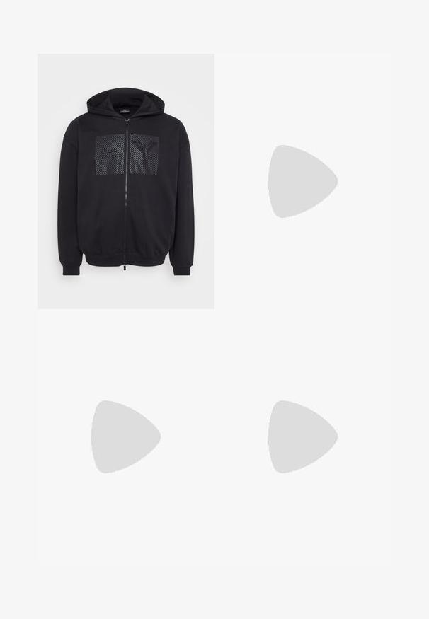 Zwarte zip-up hoodie met een gekleurde grafische applicatie, ribgebreide manchetten en onderzoom, en een capuchon met koord voor een aanpasbare pasvorm.; Zwarte katoenen T-shirt met op de voorkant gedurfde rode "HUGO" tekst, korte mouwen, ronde hals en een relaxte pasvorm.; Zwarte sweatpants van zacht stof, met een koord in de taille, een slim fit en een rood logopatch op de linker dij.; EA7 Emporio Armani LACES UNISEX - Sneakers laag - black/white
