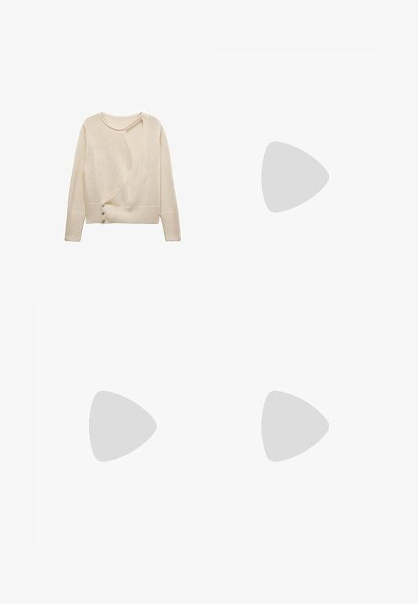 Mango DELAO - Kofta - off-white; Vit skräddarsydd topp i ribbat tyg med korta ärmar och rynkade detaljer på sidorna för textur och form.; Vita vida byxor i vid passform gjorda av ett lättviktsmaterial. Har en elastisk midja med dragsko och sidofickor. Slät textur.; Ljusrosa mockaskor med vita ränder och snören, med en strukturerad tunga och en gummisula, placerade på en blå matta.