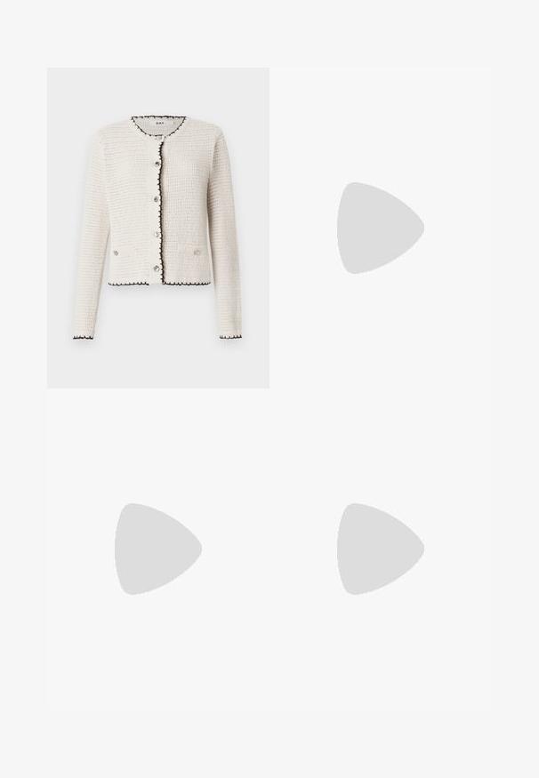 Weißer strukturierter Cardigan mit schwarzem Besatz, mit Rundhalsausschnitt, vorderer Knopfleiste und zwei kleinen Taschen. Silberfarbene Knöpfe betonen das Design.; Schwarzes T-Shirt mit kurzen Ärmeln aus weicher Baumwolle, mit rundem Ausschnitt, lockerer Passform und glatter Textur. Keine sichtbaren Muster oder Grafiken.; Hellblaue, weit geschnittene Jeans aus Denim, mit hoher Taille, vorderen Taschen und einem Kordelzug-Detail an der Taille. Mit distressed Textur.; Weiße Leder-Plateauloafers mit einer dicken schwarzen Gummisohle, die eine abgerundete Spitze und minimale dekorative Nähte aufweisen.