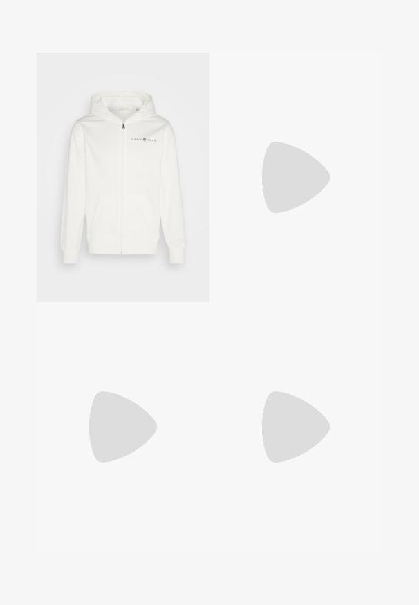 Canguro blanco con cremallera hecho de material suave, con un amplio bolsillo delantero, capucha con cordón y logo de GANT 1949 en el pecho.; Camiseta blanca de manga corta hecha de algodón suave. Presenta un cuello redondo y un pequeño logo en el lado izquierdo del pecho con acentos en rojo y azul.; Pantalones de algodón blancos con un diseño de pierna recta, bolsillos frontales, un cierre de botón único y una textura suave.; Zapatilla de cuero blanca con textura suave, puntera redonda, diseño de cordones y un pequeño acento en el talón en color marino con un detalle rojo en la suela.
