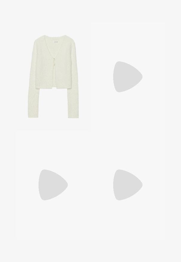 Even&Odd Cardigan - off-white; Stradivarius Top - white; White wide-leg trousers made from a lightweight fabric. Features an elastic waistband with a drawstring and side pockets. Smooth texture.; Light pink suede sneakers with white stripes and laces, featuring a textured tongue and a gum sole, placed on a blue carpet.