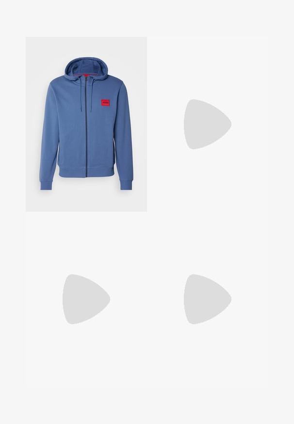 Sudadera con cremallera Hugo en azul claro. Presenta un parche con el logo rojo, capucha con cordones y puños acanalados. Tejido suave con una textura lisa.; Camiseta negra de manga corta hecha de una tela suave, con un escote redondo y un logo discreto en la parte delantera. El interior del cuello tiene un acento naranja.; Pantalones cargo negros de algodón con un corte relajado, que cuentan con bolsillos laterales, cierre de botón y perneras rectas. Diseño simple sin patrones.; Botín negro con un acabado liso, paneles laterales elásticos y una lengüeta de tirón roja contrastante, que presenta una suela de goma gruesa y punta redondeada.