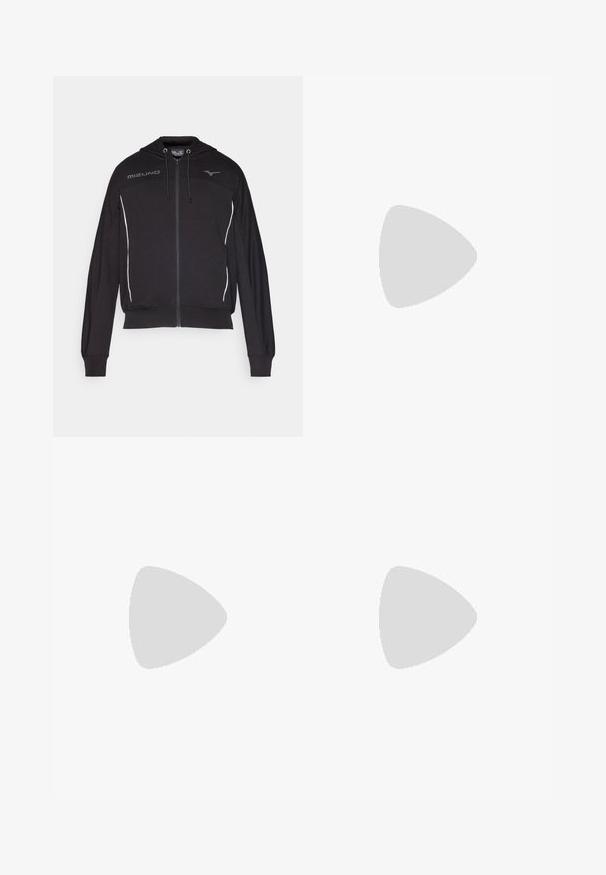 Juodas zip-up veliūrinis džemperis, pagamintas iš minkštos medžiagos, su kapišonu, ilgomis rankovėmis, baltais akcentų dryžiais ir logotipu ant krūtinės.; Balta medvilninė marškinėlių su apvaliu kaklu ir trumpomis rankovėmis, priekyje spausdintas auksinis EA7 Emporio Armani logotipas.; Juoda sportinė šortai, pagaminti iš minkštos medžiagos, su elastingu diržu ir maža geltona EA7 logo apatinėje kairėje kojoje.; Balti odiniai sportiniai bateliai su lygia apdaila, apvaliu pirštu, plokščiais raišteliais ir tekstūruotu padu. Pasižymi subtiliu logotipu ant kulno.
