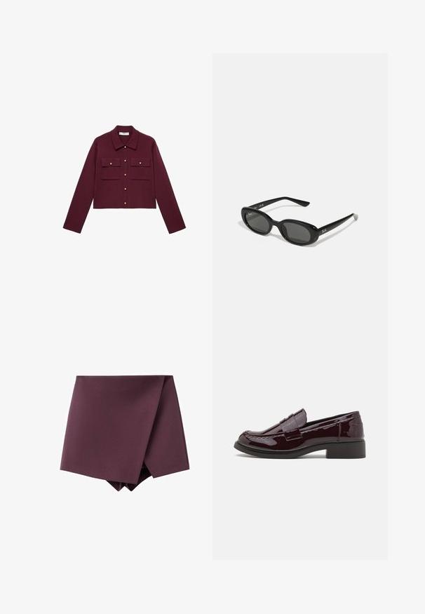 Jachetă burgundy cropped cu mâneci lungi, închidere prin buton, două buzunare la piept și accente de buton în ton cu aurul. Material neted și design clasic al gulerului.; Polo-shirt cu mânecă scurtă, de culoare burgundie închisă, realizat dintr-un material texturat, cu decupaj în V, trei nasturi și guler structurat.; Fustă mini asimetrică de un violet închis, cu un design înfășurat și textură netedă a țesăturii.; Pantofi loafers din piele lăcuită burgundă cu un toc mic, având cusături tradiționale și un detaliu de curea pe parte frontală.; Ochelari de soare negri, cu lentile ovale, cadru din plastic lucios și brațe subțiri. Prezentă logo-ul Ray-Ban în alb pe lateral.; Geantă de piele neagră cu un accent din fier forjat auriu, având un închizător semnătură, curea de umăr detașabilă și o suprafață texturată.