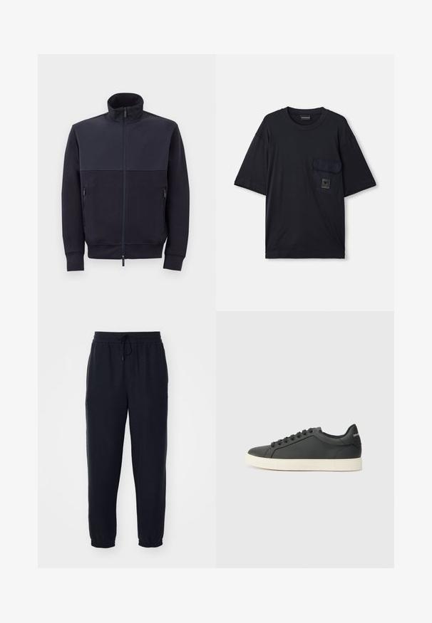 Tengerészkék, cipzáras dzseki magas gallérral, puha anyagból készült, egyszínű felső panellel és két oldalsó cipzáras zsebbel.; Fekete, rövid ujjú, kerek nyakú póló, bal mellen egy zsebből álló, kis téglalap alakú logóval.; Fekete sportnadrág, texturált anyagból készült, rugalmas derékkal és húzózsinórral, valamint szűkülő boka részlettel.; Fekete bőr sportcipő alacsony profilú, lekerekített orral és fűzős záródással; texturált gumitalppal és logó részlettel a saroknál.