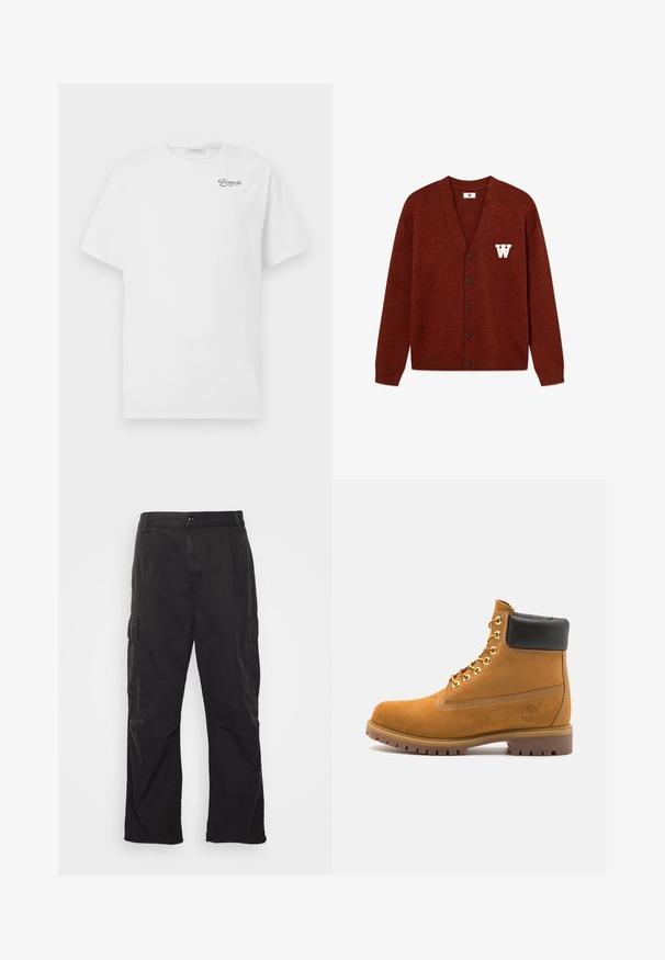 DOUBLE A BY W.W. WWTAY CARDIGAN 25081 - Neuletakki - decadent chocolate melange; Valkoinen puuvillapaita lyhyillä hihoilla, pyöreä kaula-aukko, jossa on musta "Pompeii" -logo vasemmassa rinnassa. Pehmeä, sileä pinta.; Mustat cargo-housut suoralinjaisella muotoilulla, joissa on kaksi sivutaskua, nappikiinnitys ja teksturoitu kangas.; Valkoinen nahkainen nilkkuri mustalla pehmustetulla kauluksella, kultaisilla metallisilla rei'illä, valkoisella ompeluksella ja jykevällä kumipohjalla, jossa on selvästi näkyvät urat.