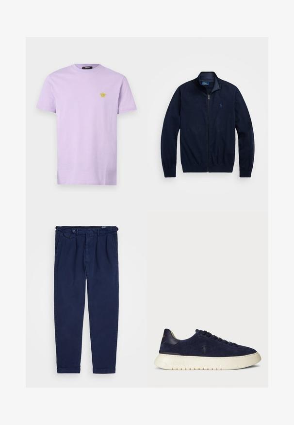 Marineblå zip-jakke, laget av mykt stoff. Har en stående krage, ribbestrikkede ermer, og en liten brodert logo på venstre bryst.; Lyspurple bomull T-skjorte med et lite gult Versace-logo på venstre bryst. Korte ermer og klassisk rund hals.; Marine chinos laget av bomull, med rett benfassong, frontfolder, knappelukking og oppbrettede ermer. Glatt tekstur med minimalistisk design.; Marineblå semsket lavsko med en teksturert overflate, gummisåle og tonede snører, med en liten logo på siden og hælen.
