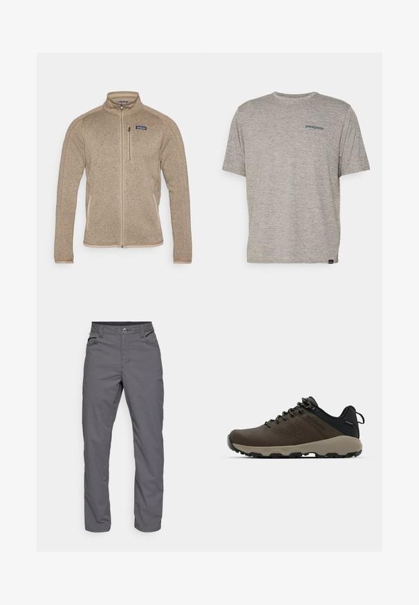 Fleecejack in tan met een hoge kraag en een volledige rits aan de voorkant. Voorzien van beige afwerking en een klein logo op de linkerkant van de borst. Textuurstof.; Grijze T-shirt met korte mouwen, gemaakt van zachte, gestructureerde stof, met een klein blauw Patagonia-logo op de linkerkant van de borst. Geen extra patronen.; Grijze, rechte broek gemaakt van lichte stof. Voorzien van twee voorzakken en een ritssluiting met knoopsluiting. Gladde textuur.; Bruine waterdichte sneakers met een gestructureerde bovenkant, geperforeerde accenten, zwarte hielsteun en een grijze rubberen zool. De veters zijn voorzien van metalen uiteinden.