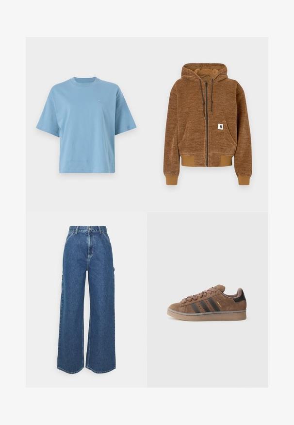 Hnedý zip-up mikina s kapucňou na šnúrku, prednou vreckom, rebrovanými manžetami a lemom, a bielou značkou Carhartt na vrecku.; Svetlomodré tričko s krátkym rukávom vyrobené z bavlny, s okrúhlym výstrihom a malým logom na hrudi. Voľný strih s hladkou textúrou.; Dlhé modré džínsy so širokými nohavicami a vysokým pásom, s kontrastným prešívaním a bočnými vreckami, s klasickým dizajnom piatich vreciek a surovými lemami.; Hnedá semišová teniska s tromi tmavými pruhmi, textúrovaným šnurovaním vpredu a kontrastným čiernym pätovým dielom. Má gumovú podrážku a zlaté značenie.