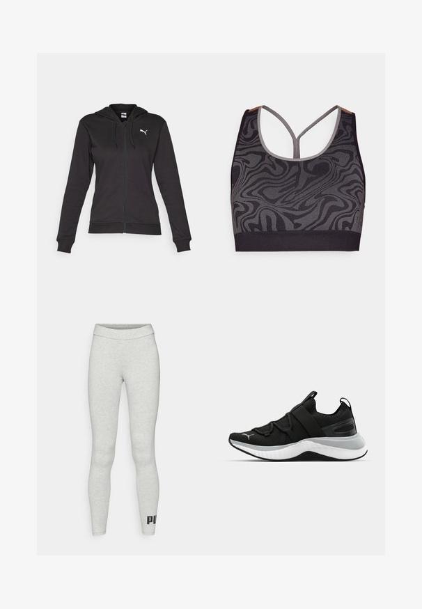 Černá zipová mikina vyrobená z měkké bavlněné směsi, s klokaní kapsou, nastavovacími šňůrkami a bílým logem na levé části hrudi.; Černá sportovní podprsenka se šedým vířivým vzorem, s kulatým výstřihem a designem s vyšším zadním dílem. Vyrobena z texturované pleteniny.; Světle šedé legíny vyrobené z elastického materiálu s vysokým pasem. Obsahují černou grafiku loga na dolní části nohy. Hladká textura, přiléhavý design.; Černá sportovní bota s texturovaným svrškem, elastickými pásky a silnou bílou mezipodešví. Obsahuje šedý akcent podél podešve.