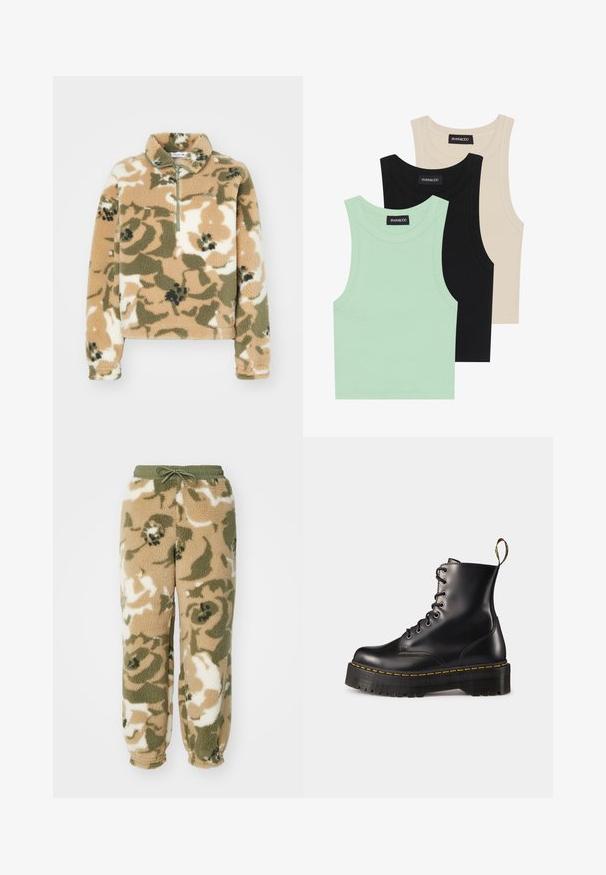 Fleece pulóver s polovičným zipsom na golieri, s kvetinovým maskovacím vzorom v béžovej, olivovo zelenej a krémovej farbe. Mäkká textúra a dlhé rukávy.; Tričko bez rukávov v mätovej zelenej, čiernej a béžovej farbe; vyrobené z rebrovanej tkaniny s okrúhlym výstrihom. Viditeľná značka značky.; Teplákové nohavice z fleece s šnúrkou v páse. Majú károvaný vzor v béžovej, zelenej a bielej farbe. Mäkký, štruktúrovaný materiál.; Čierne kožené členkové topánky na šnurovanie s masívnou čiernou podrážkou a žltým prešitím. Obsahujú pútko na zadnej strane a okrúhle kovové očká.