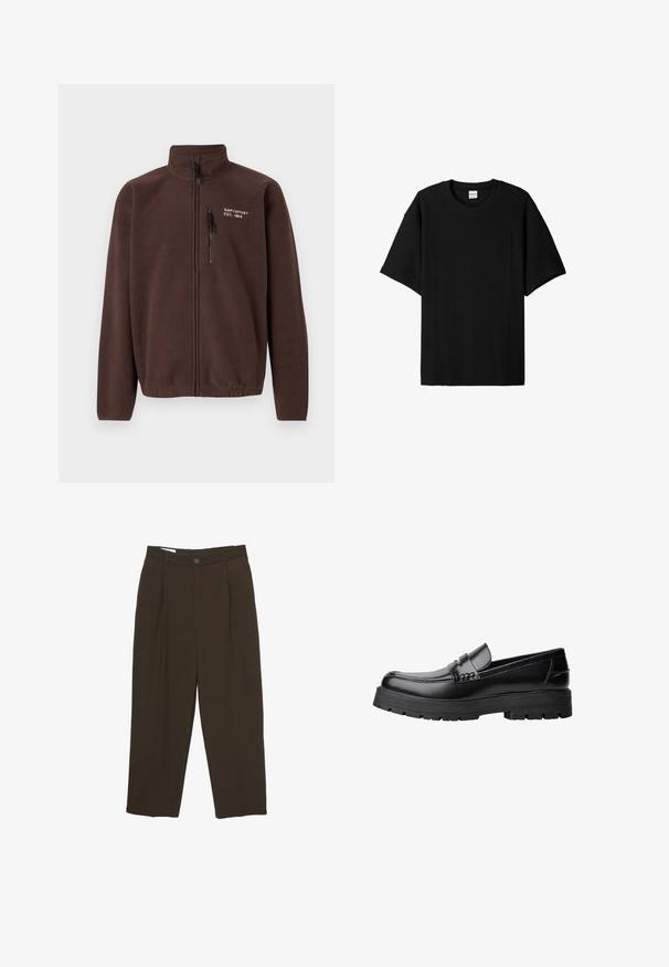 Giacca di fleece marrone con collo alto, zip frontale e tasca laterale con zip. Presenta un logo ricamato sul petto e un tessuto testurizzato.; Maglietta nera a maniche corte con collo rotondo, caratterizzata da una vestibilità rilassata e una superficie testurizzata. Design semplice; senza grafiche o accenti.; Pantaloni sartoriali marrone scuro con pinces frontali, passanti per cintura e chiusura a bottone in vita.; Mocassino in pelle nera con suola spessa e tassellata e fascia decorativa sulla parte superiore, mostrato in profilo sinistro su sfondo bianco.