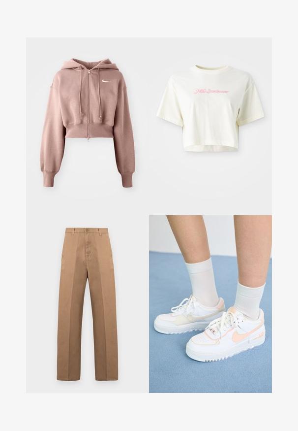 Nike Sportswear SPORTSWEAR PHOENIX FLEECE - Džemperis ar kapuci - mink brown/sail; Izgriezta, krēmkrāsas T-kreklu, kas izgatavots no kokvilnas. Piedāvā rozā izšūtu logotipu ar uzrakstu "Nike Sportwear". Īsas piedurknes un apaļa izgriezuma kakla vieta.; Brūnas kokvilnas bikses ar taisnu kāju dizainu, ar pogas aizdari, jostas cilpām un minimālām šuvēm tīram izskatam.; Baltas brīvlaika apavi ar persiku akcentiem, gluda ādas virsma, perforēts purngals, strukturēta zole un šnūrītes. Valkāti ar baltām augstām zeķēm uz zilas virsmas.