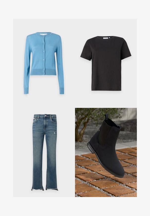 A világoskék kardigán kerek nyakkal, hosszú ujjakkal és gombos elülső részel rendelkezik. Puha anyagból készült, bordázott díszítéssel az alján.; Fekete pamut póló rövid ujjakkal, kerek nyakkivágással és egyszerű, letisztult dizájnnal. Nincsenek látható minták vagy díszítések.; Kék farmernadrág enyhe kopott hatással, ropogós szegéllyel, elülső zsebekkel, övbújtatókkal és gombos záródással.; Fekete bokacsizma rugalmas oldalpanellel, amely lebeg egy fa négyzetcsempe felett, kövekkel egy szabadtéri környezetben.