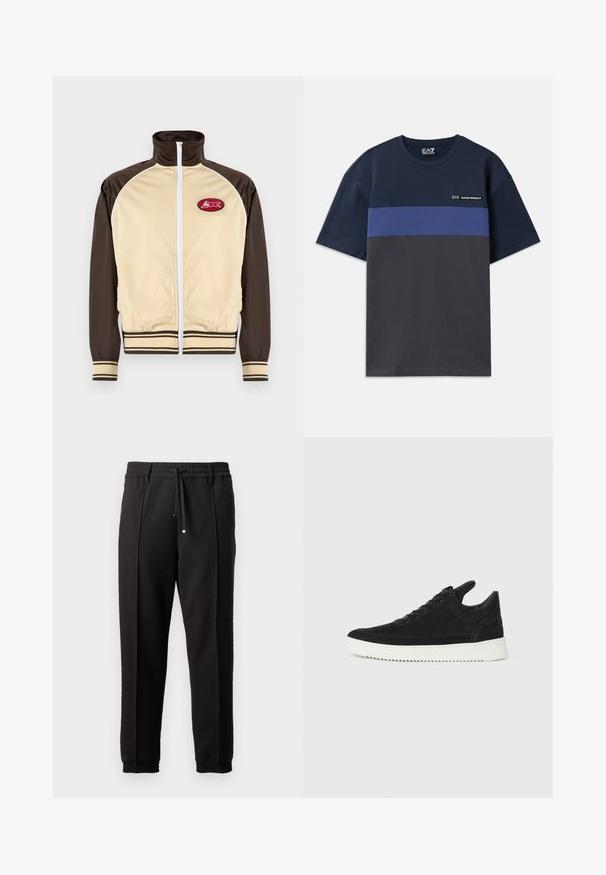 Beige og brun zip-up jakke med høj krave, stribede mansjetter og nederkant, der har et rundt mærke med et rødt design på venstre brystområde.; Marineblå bomulds T-shirt med en vandret blå stribe og en charcoal nederste sektion. Har et lille logo øverst til venstre.; Sorte bukser med elastisk talje, snørelukning og elastiske manchetter. Har folder og et glat, tekstureret stof.; Sort ruskinds sneaker med en hvid gummisål, der har tonalt syet detalje og snørredesign. Glat tekstur med en moderne, strømlinet form.