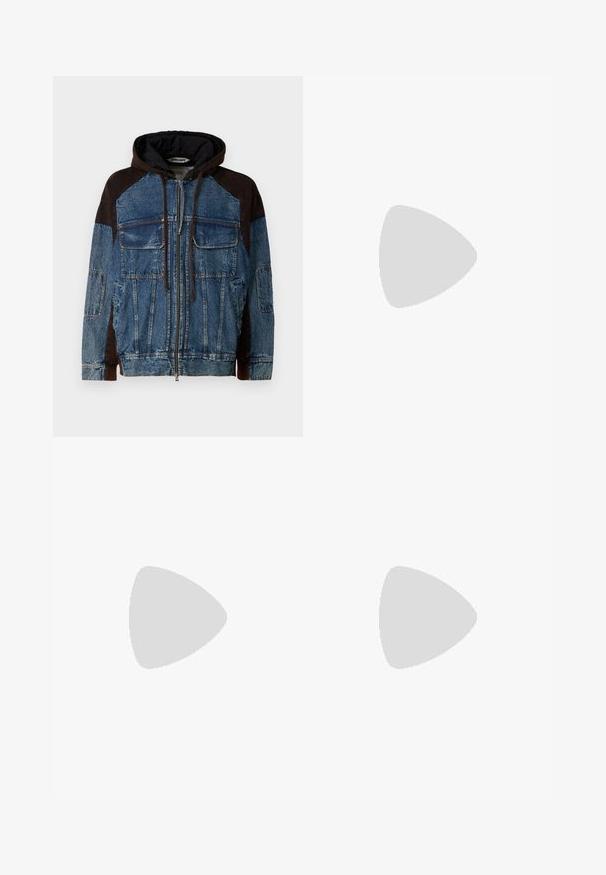 Denim jakna s temno rjavo kapuco, z velikimi sprednjimi žepi, z zadrgo, kontrastnimi rjavimi rokavi in teksturirano zasnovo.; Mornarsko modra bombažna majica s kratkimi rokavi, ki vsebuje grafiko zložljivih kaset in besedilo "Killing Bees" na prsih.; Jeans širokih nogavic so izdelani iz teksturiranega modrega materiala s patterned vzorcem. Robovi so raztrgani, vsebujejo pet žepov in kovinske dodatke.; Črne nubuk teniske z belimi gumijastimi podplati, ki imajo zaobljen nos in vezalke, oblečene z sivimi krojenimi hlačami.