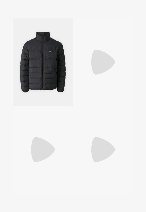 Giacca nera imbottita con collo alto, design trapuntato, zip frontale e un piccolo logo sul lato sinistro superiore. Materiale morbido e leggero.; Camicia a maniche lunghe di un blu navy scuro, realizzata in cotone morbido, con chiusura a bottoni davanti, colletto classico e una vestibilità su misura.; Pantaloni della tuta neri con vita elasticizzata e cordino, con una piccola etichetta logo multicolore sulla coscia sinistra. Caviglie a costine.; Sneaker nera con una toma in sintetico liscio, dettagli in suede, punta rotonda, chiusura con lacci e suola in gomma texturizzata con dettagli a strisce colorate.