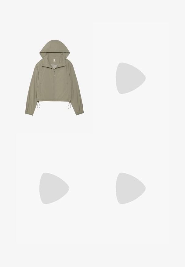 Kerge oliiviroheline jakk, millel on kapuuts, lukuga sulgemine ja reguleeritavad nöörid alläärtes ja varrukaotstes. Tekstuuriga, veekindel materjal.; Pikkade varrukatega, sügava burgundi värvi lühike topp, mis on valmistatud siledast kangast ja millel on keerdus eesmine disain ning lai V-kujuline kaelus.; Mustad kõrge vöökohaga retuusid, mis on valmistatud venivast materjalist, sujuva tekstuuri ja keha lähedase disainiga, ulatudes pahkluuni.; Bordoo spordijalanõud, millel on võrgust pealispind, mustad aktsendid ja pehme valge tald. Omab soonkinnitust ja kandmist hõlbustavat konksu kontsapooles.