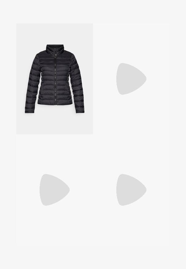 ONLY Play ONPTAHOE JACKET - Winter jacket - black; icebreaker Undershirt - deco; The North Face EXPLORATION CONV REG STRAIGHT PANT - Outdoor trousers - black; Black hiking shoes with a textured fabric upper, lacing system, and rugged rubber sole. Accented with reflective details and logos.