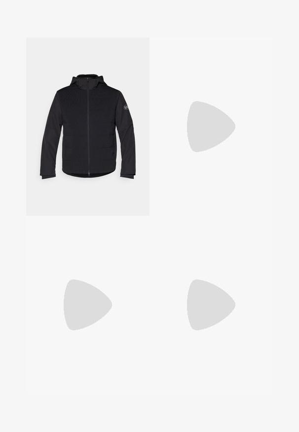 Casaco acolchoado preto com fecho de correr completo, capuz e painéis texturizados em contraste. Apresenta um emblema no braço esquerdo e mangas longas.; Sweatshirt azul claro-esmeralda, mistura de algodão, decote redondo, punhos e barra canelados, apresenta logo em texto preto no peito, textura suave.; Calções atléticos pretos feitos de um tecido leve, com uma cintura elástica e um logótipo circular dourado na parte inferior direita.; Ténis EA7 Emporio Armani a preto e branco suspenso acima das linhas azuis e verdes de um tribunal de ténis.