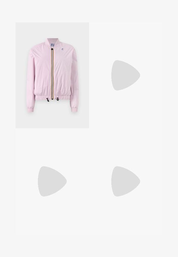Lys pink bomberjakke med elastiske manchetter og kant, frontlynlås med multicolor striber og lille logo på venstre bryst.; Lyserød kortærmet t-shirt lavet af ribbet stof, med rund halsudskæring og en afslappet pasform. Enkel og smidig design.; Lyserød stribet skjorte med lodrette linjer i grøn og gul, knaplukning og lange ærmer med kontrastmanchetter.; Vide sorte bukser lavet af blød stof. Har en bælteholdbar talje og frontfolder. Glat tekstur med et rent, moderne design.; Lys rosa balletflade lavet af glat materiale med en afrundet tå, en fleksibel bagside og en lille sort hæl.