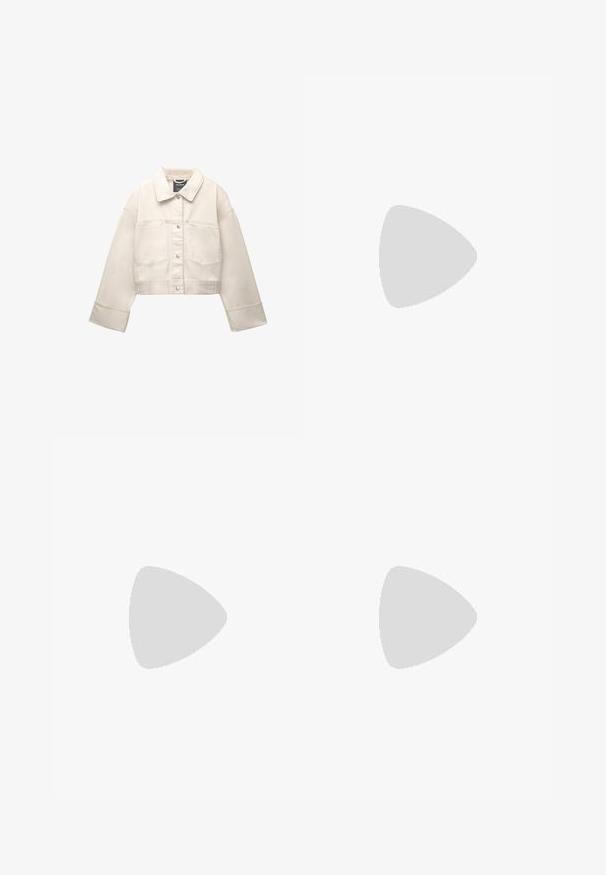 Veste en denim beige raccourcie avec un col, fermeture à boutons à l'avant et deux poches avant. Épaules larges et détails de couture visibles.; Débardeur gris à côtes avec un design ajusté, des emmanchures larges et une encolure arrondie. Fabriqué en coton doux avec une texture lisse.; Jeans en denim bleu clair avec une coupe droite, taille mi-haute et design à cinq poches. Présente un délavage subtil et des détails de couture classiques.; Chaussure slip-on en cuir noir avec un bout pointu, comportant un accent décoratif en argent et un petit talon. Texture lisse, design minimaliste.; Lunettes de soleil de style black metal avec des montures angulaires et des verres foncés. Elles présentent des branches fines et droites ainsi que des coussinets de nez pour un maintien sécurisé.