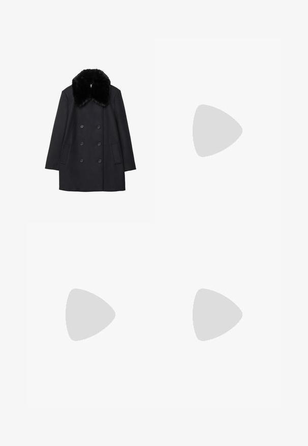 Manteau en laine noir avec un col en fourrure noire pelucheuse, fermeture à double boutonnage et poches latérales. Texture lisse et coupe ajustée.; T-shirts noir et blanc, col rond, manches courtes. Le t-shirt noir présente une broderie de soleil jaune ; le t-shirt blanc a un accent de croissant de lune violet.; Shorts pull-on verts olive en tissu léger, dotés d'une taille élastique et d'un cordon de serrage, avec une coupe décontractée et ample.; Sandales à talons vernies noires avec un bout carré, des sangles autour de la cheville et des boucles en argent. Dotées d'un talon bloc épais pour plus de stabilité.
