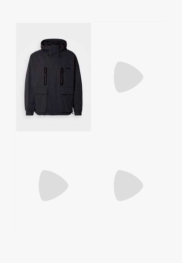 Svart vattentät jacka med huva, två blixtlåsförsedda bröstfickor och elastiska muddar. Har en minimalistisk design och "HUGO"-logotyp.; Svart sweatshirt med hög krage, framdragkedja och diskret logga. Tillverkad av mjukt tyg, har ribbade muddar och nedkant.; Svarta byxor med vikta detaljer, bred benform och en slät textur. Har en röd midjebandsetikett.; Svarta läderloafers med en texturerad frontpanel och släta sidor. Utrustade med en smal klack och en bakre ögla för enkel påtagning. Klassisk design.