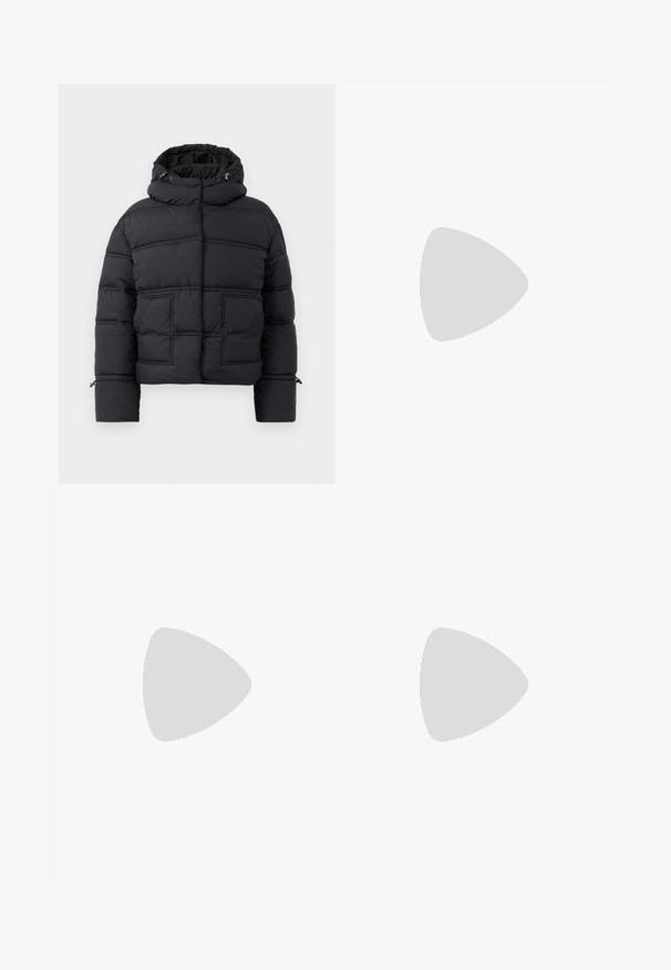 Must have kaelusega must vooderdatud jakk, millel on kaks esimest taskut ja reguleeritav kapuuts. Omab dikteeritud disaini ja soonikkoes käiseid, et lisada soojust.; Valge puuvillane t-särk, lühikeste varrukatega, ümar kaelus, millel on ees väike logo ja vasakul varrukal must aktsent.; Mustad denimist vööb koos kõrge vöörettevõtte, viie tasku disaini ja metallist nupuga aksessuaaridega külgedel. Sile tekstuur ja klassikaline lõige.; Must musta kõrge kontsaga king, millel on terav varvas ja õhuke, madal konts. Sile tekstuur ja sujuv disain, ilma nähtava riistvarata.