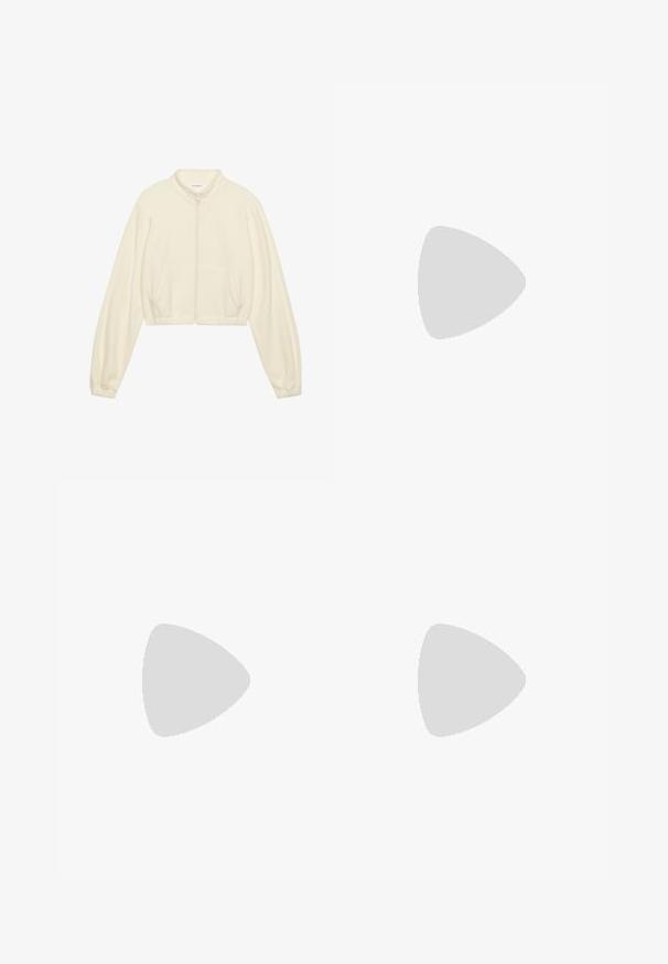 Krustota krēmkrāsas iezīmēta jaka ar rāvējslēdzēju, izgatavota no mīksta auduma. Tam ir garas piedurknes, divas priekšējās kabatas un elastīgi aproces, kas nodrošina piegulošu izskatu.; Trīs īsām piedurknēm T-krekli melnā, pelēkā un baltā krāsā. Izgatavoti no kokvilnas, ar apaļu kakla izgriezumu un vienkāršu, viendabīgu krāsas dizainu.; Brūnas sporta bikses ar elastīgu jostasvīru un auklu. Ir sānu kabatas un ribota apakšdaļa pie potītēm. Gluda tekstūra.; Krēma krāsas sporta apavi ar trim beiga joslām, izgatavoti no zamša un tekstila materiāliem, ar fakturētu zoli un iegravētu zīmolu uz papēža.