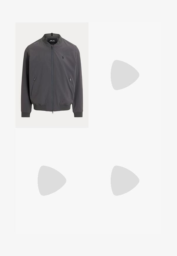 Giacca bomber da uomo, grigio scuro, tessuto leggero, zip frontale, due tasche laterali con zip, polsini e orlo a coste, piccolo logo sul petto.; Maglietta nera a maniche lunghe in cotone. Presenta una scollatura tonda e un piccolo logo rosso sul petto. Tessuto liscio, vestibilità standard.; Jeans neri a gamba dritta in cotone. Presentano cinque tasche, un bottone in metallo e dettagli in cucitura arancione sul davanti.; Sneaker marrone scuro con tomaia in pelle texturizzata, dettagli perforati e suola leggera color crema. Presenta lacci e un branding discreto.