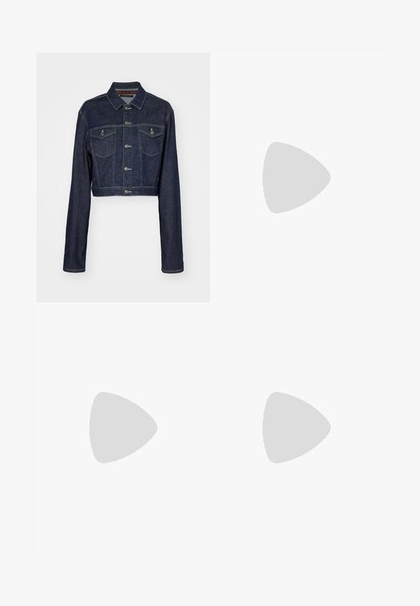 Jachetă din denim albastru închis, scurtă, cu închidere prin buton, două buzunare pe piept și guler clasic. Are cusături albe și mâneci lungi.; Tricouri albe din bumbac, cu gât rotund, mâneci scurte, croi ușor lejer, textură netedă, pachet de două bucăți, design minimalist.; Jeans ușor albaștri, cu o croială relaxată, picior larg și secțiuni decolorate. Fabricate din denim cu un design clasic cu cinci buzunare și închidere cu nasture superior.; Încălțăminte sport roșie realizată din material sintetic, cu accente albastre și o talpă din cauciuc. Are șirete și un logo pe limba pantofului.