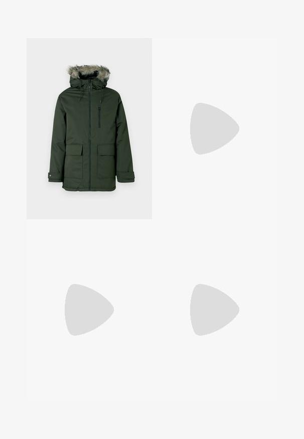 Tumedat rohelised parka jakk, millel on karvadega ääristatud kapuuts, ees luku- ja nööbikinnitusega, kaks suuri esikotist ja reguleeritavad mansetid. Sile tekstuur.; Nuppudega särk horisontaalsete hallide ja valgete triipudega. Pika varrukaga, tavaline krae ja väike logo vasakul rinnal. Puuvillane materjal.; Pruunid linased püksid lõdvaistuvusega, millel on veniv elastne vöökoht ja sirged sääred, siledad tekstuurid ja minimaalne detailide arv.; Mustad spordijalatsid siledast ja tekstuurilisest ülemisest osast, millel on kummist tald ja tumedad nöörid. Kombineeritud mustade teksade ja valge triibulise särgiga.