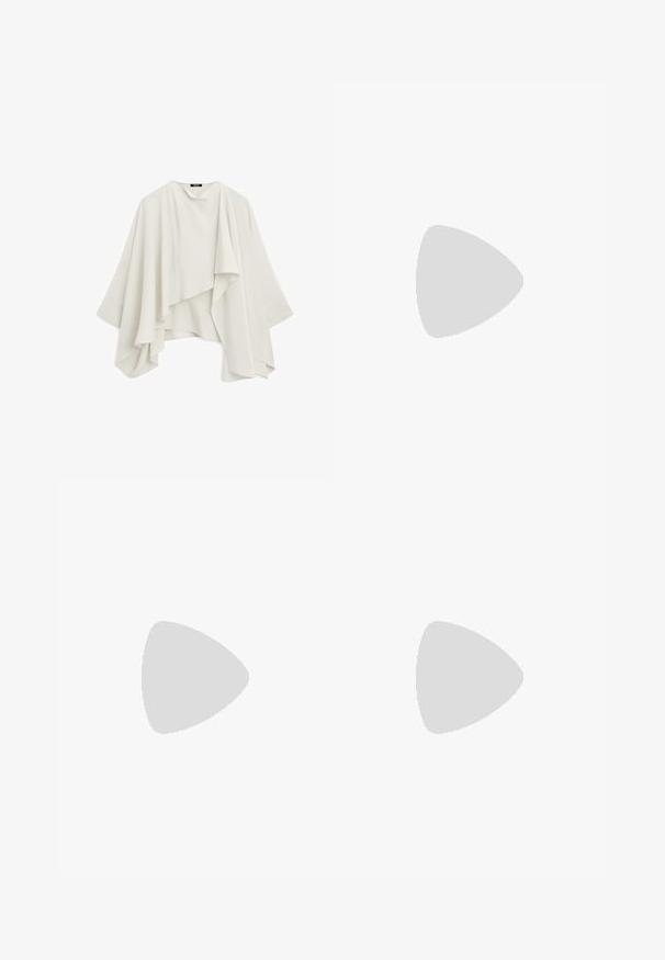 Bílý, volný, vrstvený kimono styl top s širokými rukávy, s drapovaným designem a měkkou texturovanou tkaninou. Žádné viditelné zapínání.; Bílá zkrácená trička s kulatým výstřihem a krátkými rukávy, vyrobená z měkké bavlny. Hladký povrch, bez vzorů a akcentů.; Námořnické kalhoty s rovnými nohavicemi, hladkým povrchem a plochým pasem. Obsahují dvě boční kapsy a klasický design pasu.; Beige a černé dvoubarevné slingback boty s špičatou špičkou, plochým podpatkem a křížovými popruhy. Hladká kožená textura.