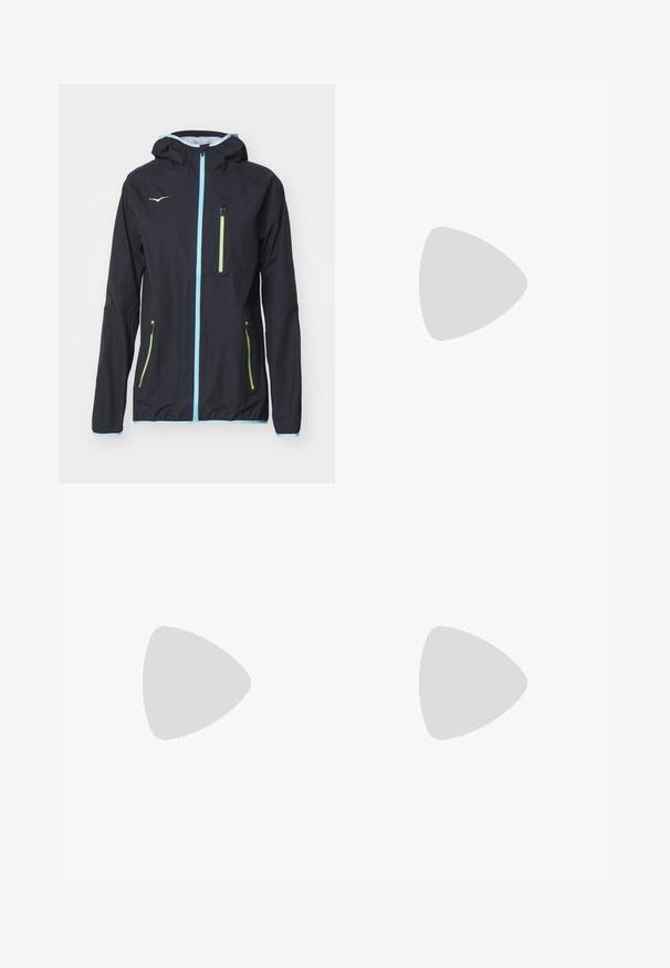 Chaqueta impermeable negra con capucha, que presenta un cierre frontal, acentos en azul claro y dos bolsillos con cremallera con detalles en verde. Textura suave.; Camiseta deportiva de manga corta color melocotón con ajuste ceñido, escote redondo y un interior de cuello verde claro que contrasta. Presenta un pequeño logotipo blanco.; Pantalones cortos negros con una cinturilla elástica, fabricados con un tejido ligero. Presentan una textura suave y un tiro corto, ideales para el uso casual.; Zapatilla deportiva beige y crema con parte superior de malla texturizada, superposiciones de soporte y suela de goma con un patrón de tracción.; Chaleco de running negro con bolsillos laterales de malla, acentos reflectantes y un bolsillo con cremallera en el frente. Tejido ligero diseñado para comodidad y transpirabilidad.