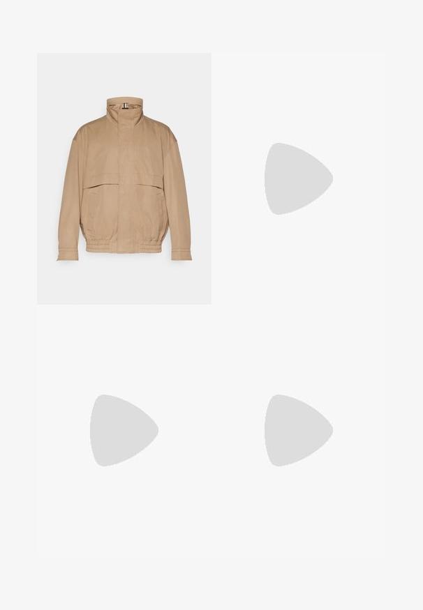 Svetlo rjava, lahka jakna iz mehkega materiala. Ima visok ovratnik, dve sprednji žepi, elastičen rob in detajle na manšetah.; Bela bombažna majica s kratkimi rokavi in okroglim izrezom, s tiskanim logotipom. Ima minimalističen dizajn in udoben kroj.; Bež hlače s ravnim krojem, ki imajo sprednje nabore, gumbasto zapiranje in gladko teksturo. Brez vidnih vzorcev ali dodatkov.; Bež tkanine usnjene superge z zaobljenim nosom, vezalkami na sprednji strani in teksturiranim zadnjim detajlom. Belo gumijasto podplato zagotavlja kontrast. Enostaven in sodoben dizajn.