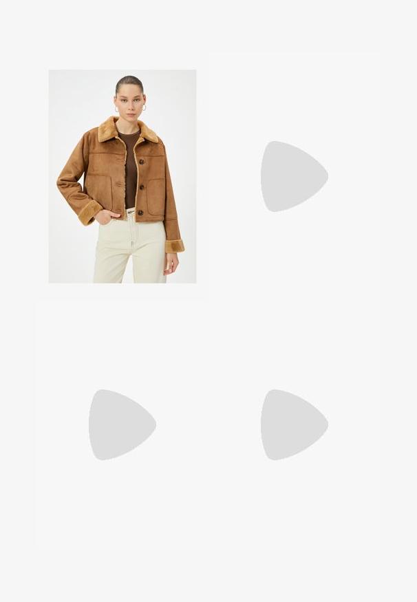 Veste en faux daim marron avec un col et des poignets en fourrure contrastants. Comprend des boutons et deux poches avant, design cropped.; Top noir à manches courtes en tissu texturé, avec un smock au niveau de la taille et une ourlet à volants. Encolure arrondie.; Shorts en coton noir au design ajusté et à taille élastique. Texture lisse, longueur mi-cuisse, sans motifs ni accents visibles.; Baskets en suede noir avec semelles en caoutchouc texturé, dotées de trois bandes en cuir noir, d'un bout arrondi et d'un col de cheville rembourré.