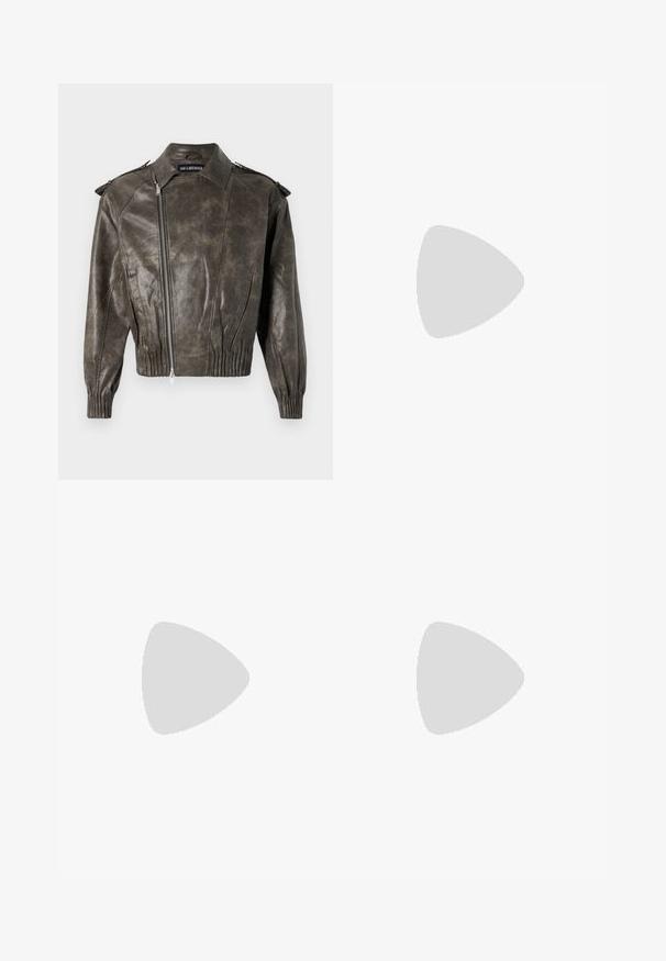 Veste en cuir vert olive avec une coupe courte, fermeture éclair et épaules structurées. Présente des détails froncés aux poignets et à l'ourlet.; Trois débardeurs noirs en coton avec une texture côtelée, présentant un col rond et sans manches, empilés soigneusement.; Pantalons noirs côtelés à coupe décontractée. Caractéristiques : poches avant et fermeture à bouton à la taille. Texture douce et design à jambe droite.; Bottine noire en cuir avec un bout pointu, des panneaux latéraux élastiques, des accents de coutures verticales et un petit talon bloc.; Lunettes de soleil rectangulaires noires avec des verres sombres, une monture en plastique lisse et un logo subtil sur la tige gauche. Design minimaliste.
