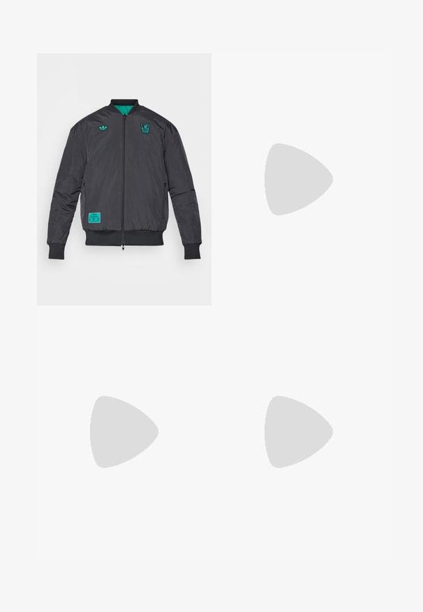 adidas Originals LIVERPOOL FC ICON JACKET - Ρούχα για κλαμπ - black/sea green; Μαύρο κοντομάνικο μπλουζάκι με λευκές τρεις ρίγες στους ώμους και μικρό λευκό λογότυπο στο στήθος. Λείο υφασμάτινο φινίρισμα.; Μαύρη φόρμα με ελαστική μέση και μανσέτες, με λευκές ρίγες στο πλάι και ένα μικρό λευκό λογότυπο της Adidas στο αριστερό ισχίο.; Μαύρα και άσπρα αθλητικά παπούτσια με σουέντ και συνθετικό άνω μέρος, featuring τρεις διακριτές λευκές ρίγες, ελαστική σόλα, και χρυσό κείμενο "Predator".