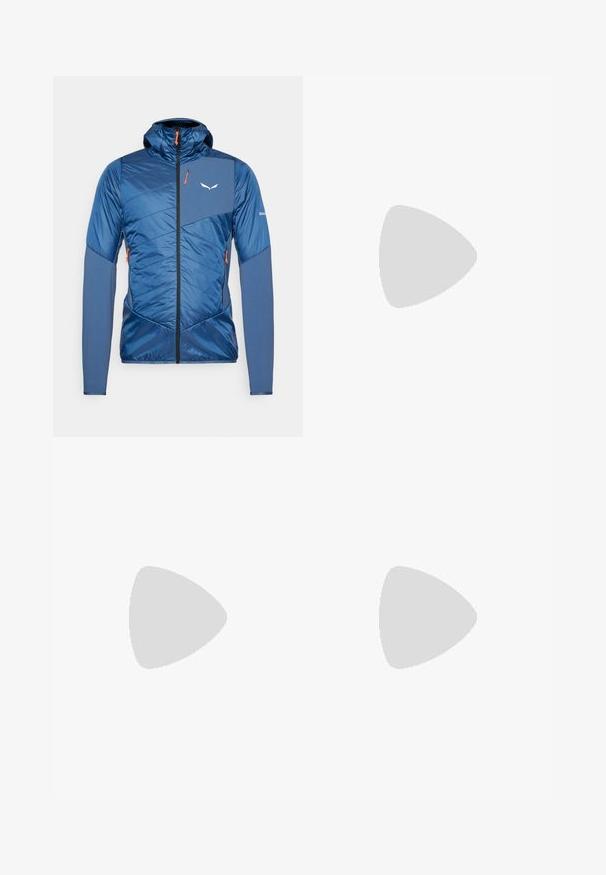 Salewa ORTLES JACKET - Āra jaka - dark denim; Melnas īsām piedurknēm T-kreklas, izgatavots no viegla auduma. Uz kreisā krūtīm ir neliels balts logo un smalki plecu akcenti.; Melni sporta bikses, kas izgatavotas no viegla auduma, ar savelcamu jostu, sānu kabatām un sašaurinātiem apakšējiem galiem pie potītēm.; Melns Hoka skriešanas apavi ar tīkla augšdaļu, strukturētām detaļām un biezu, amortizētu zoli ar sašaurinātiem maliem, lai nodrošinātu labāku atbalstu.