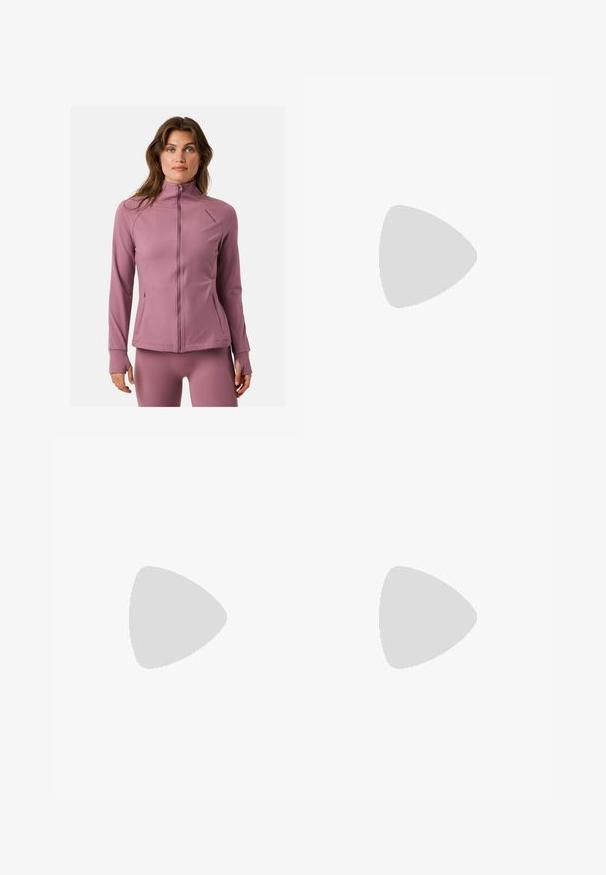 Długo-sleeve sportowa kurtka w miękkim, pastelowym różowym materiale. Posiada wysoki kołnierz, pełny zamek i zapinane na zamek kieszenie. Gładka tekstura.; Czarny sportowy t-shirt z krótkim rękawem, wykonany z oddychającego materiału siateczkowego, z subtelnym wzorem i małym logo na brzegu.; Czarne, krótkie legginsy wykonane z elastycznego materiału, z wysokim stanem i gładką strukturą, bez widocznych wzorów czy elementów metalowych.; Białe buty sportowe z teksturowaną siateczką u góry, amortyzowana podeszwa i subtelne szare akcenty. Zawierają logo i pętlę z tyłu dla łatwego zakładania.