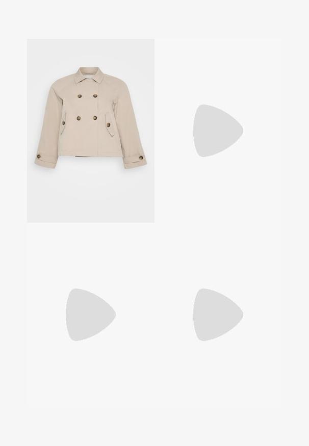 Beige dobbeltspent jakke med krage, to frontlommer og messingknapper. Har en kort lengde og strukturert stoff.; Tre figurerte T-skjorter i hvit, grå og svart. Hver har en bred scoop-nakke og korte ermer. Laget av glatt, elastisk stoff.; Svarte flared bukser laget av elastisk stoff, med høy midje og en glatt tekstur. Buksene vidder ut fra kneet.; Sorte lerrets høy-top sneakers med hvite gummisulinger og snørebånd. Har et rundt logo på siden og kontrasterende hvite sting.