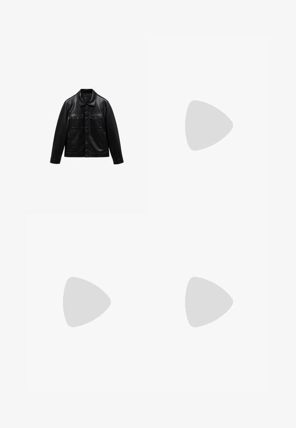 Mango Giacca in similpelle - black; T-shirt nera a maniche corte in cotone, con scollatura rotonda e un piccolo logo ricamato sul petto. Tessuto liscio, vestibilità standard.; Pantaloni neri con un design a gamba dritta, realizzati in un tessuto liscio. Presentano pieghe frontali e una chiusura a un bottone in vita.; Mocassini in pelle nera con finitura liscia, dotati di una cintura decorativa e cuciture a contrasto, abbinati a pantaloni beige.