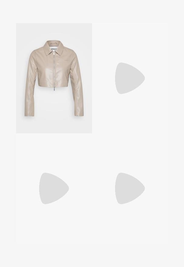 ONLY Petite ONLSARAMY JACKET - Dirbtinės odos striukė - fungi; Rožinė be rankovių palaidinė su aukštu kaklu, pagaminta iš minkštos medvilnės audinio. Yra nedidelis baltas Levi's logotipas krūtinėje. Sklandi tekstūra ir paprastas dizainas.; Juodas juostuotas pieštukų sijonas su prigludusiu dizainu. Savybės: aukštas liemuo ir tekstūruota medžiaga, užtikrinanti sklandžią siluetą.; Juodi odiniai auliniai batai su apvaliu pirštu, raišteliais priekyje su šešiais metaliniais aklėmis ir storu, tekstūruotu guminio padu.