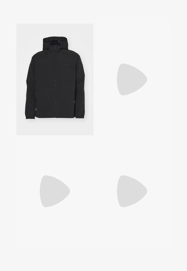 Jachetă neagră cu fermoar, dotată cu glugă. Prezintă manșete elastice, o suprafață texturată și un logo subtil pe piept. Design ușor.; Tricou alb din bumbac, prezentând un grafic imprimat în culorile negru și roșu cu o minge de fotbal și numele orașelor. Mâneci scurte, design cu gât rotund.; Pantaloni largi de culoare crem, din bumbac, cu închidere cu nasture, bucle pentru curea și tiv cusut. Textură netedă, fără modele vizibile.; Tenisi negri din material de gamă suede și piele, având un logo albastru și o talpă din cauciuc maro. Asortați cu șosete gri și pantaloni din bumbac cord sau.; Ochelari de soare negri, tip wraparound, cu lentile verde închis. Finisaj mat, design curbat, cu brațe drepte și branding subtil pe lateral.