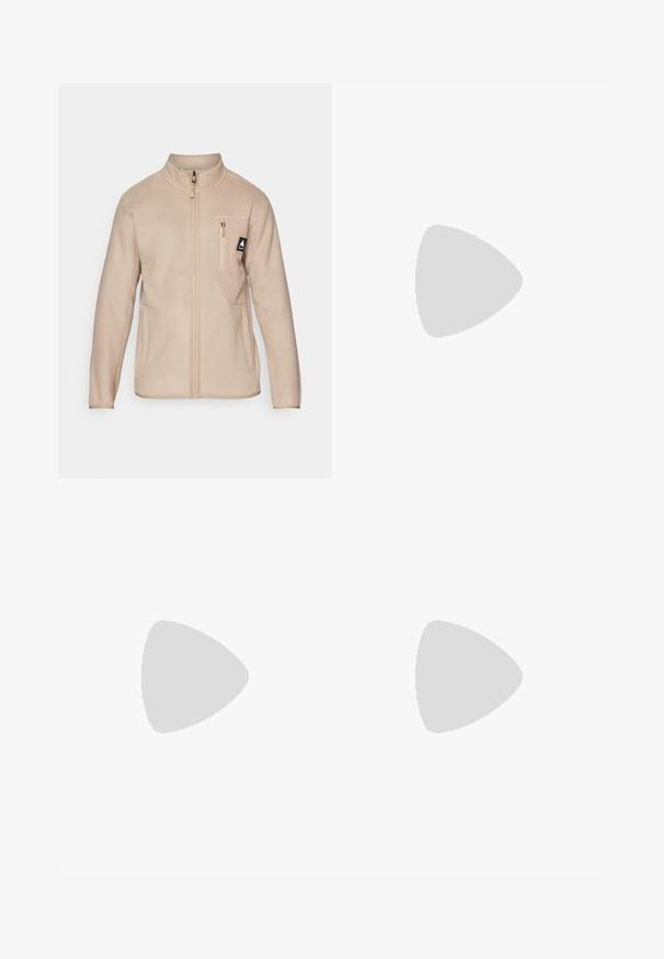Beige fleecejakke med høy krage, frontglidelås og en brystlomme med en liten logo. Glatt tekstur, rett snitt og lange ermer.; Svart t-skjorte med korte ermer laget av mykt stoff, med rund hals og hvit "TERREX"-logo på brystet.; Grå utebukser med elastisk midje og justerbar snor. Har gul søm og flere glidelåslommer. Lett materiale.; Lettvekt løpesko for terrengløp med et grått og svart mesh-overdel, oransje detaljer og en robust såle for godt grep. Vanntett Gore-Tex fôr.