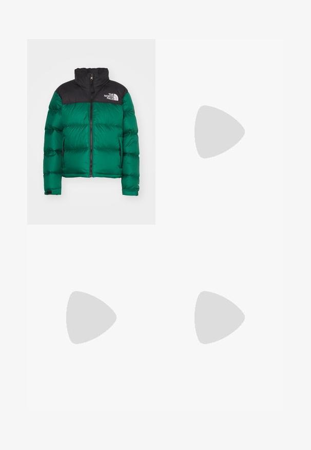 The North Face - Kurtka puchowa; Czarny sweter z golfem wykonany z miękkiej dzianiny. Posiada długie rękawy oraz dopasowany krój z prostym wykończeniem.; Czarne dżinsy o prostym kroju, pięciopocketowym designie i zapięciu na guziki. Zawierają mosiężne nity i akcenty w haftach.; Czarne skórzane buty za kostkę z sznurówkami, z masywną czarną podeszwą i żółtym przeszyciem. Posiadają pętelkę z tyłu oraz okrągłe metalowe oczka.; The North Face UNISEX szary